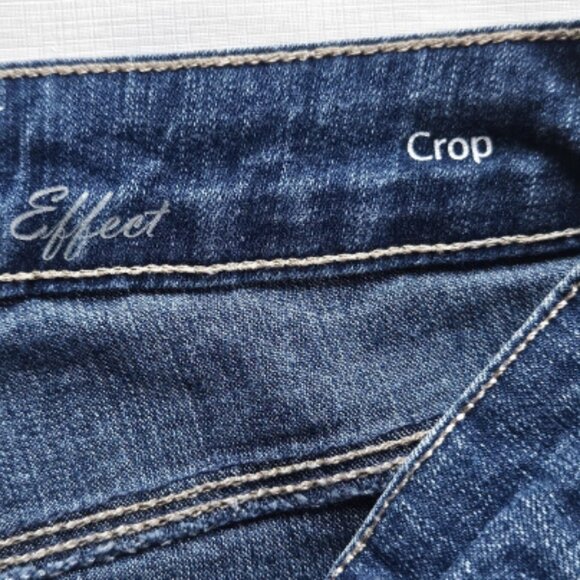 Gloria Vanderbilt Jeans Womens 4 Blue Denim Crop Slimming Effect Older Style Si - Picture 5 of 8